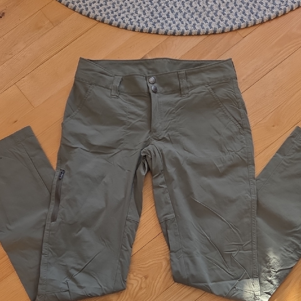 Women's Columbia Sage Green Hiking Pants